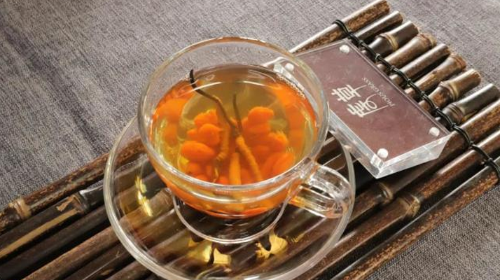 冬蟲(chóng)夏草泡水時(shí)間全解析：泡多久才最有效？